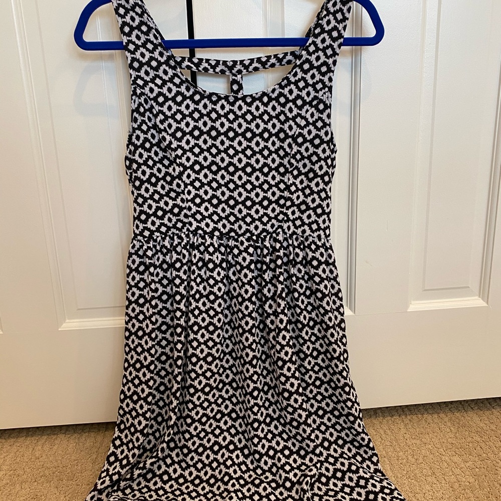 Black and white dress
